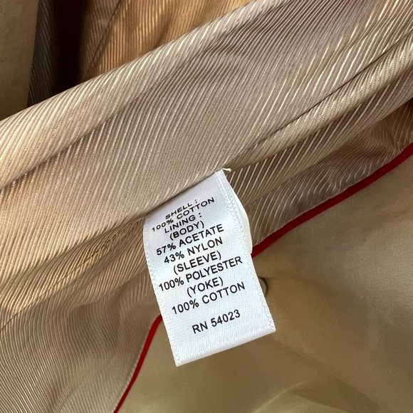 Banana Republic Beige Belter Trench Coat | XS | Removable Belt | Fully Lined - Picture 11 of 17